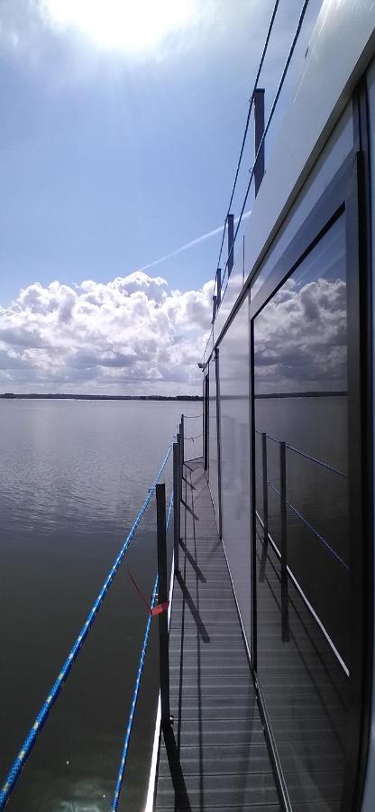 Houseboat Arka 1, Rower Wodny, Wifi Apartment